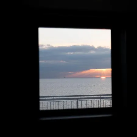 Daire Thomas Sea View *
