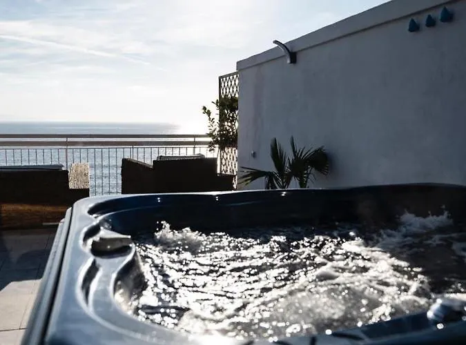 Daire Thomas Sea View *