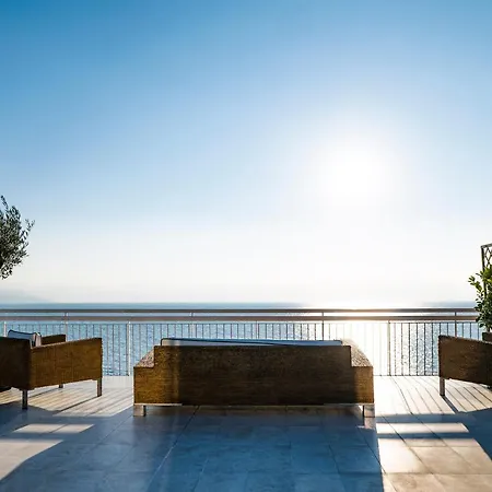 Thomas Sea View * Torre del Greco